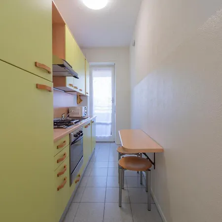 I-host - Marochetti 10 Apartament *