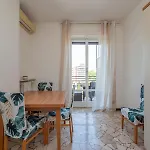 I-host - Marochetti 10 *
