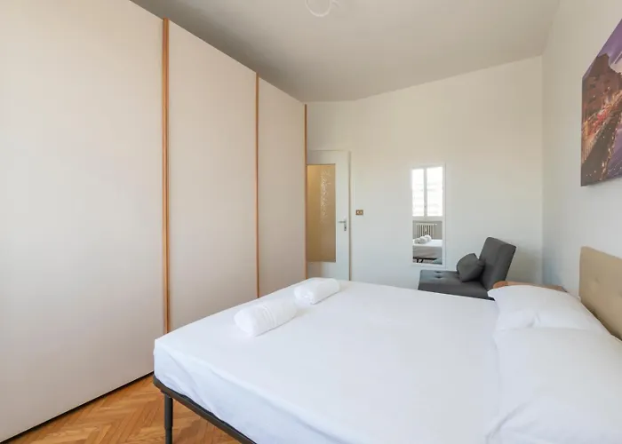 I-host - Marochetti 10 Daire *