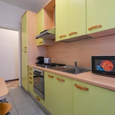 I-host - Marochetti 10 Apartament