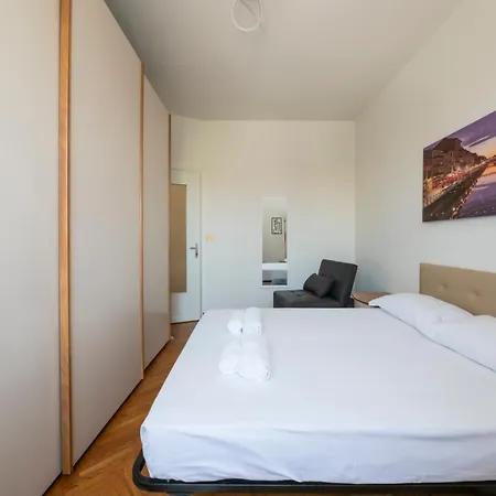 Apartment I-host - Marochetti 10 *