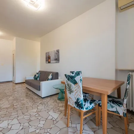 I-host - Marochetti 10 * Mediolan